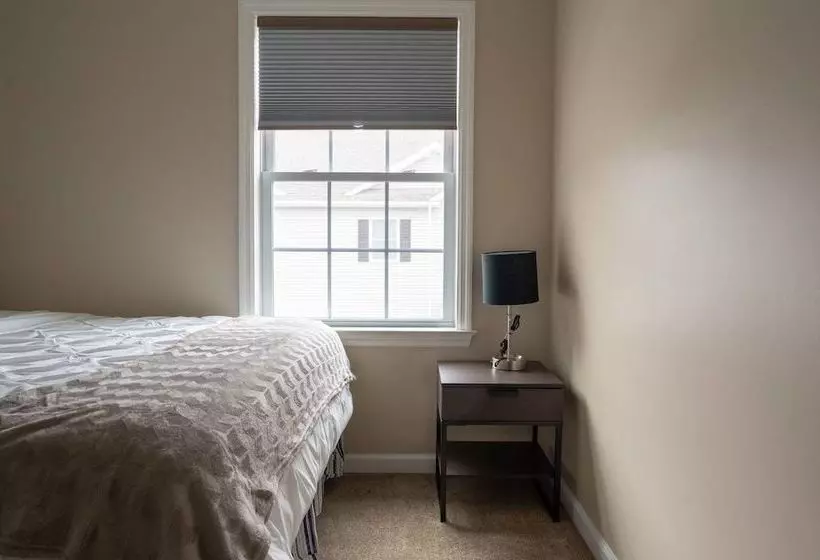 Beautiful Brand New 3 Bd Home Near West Point!