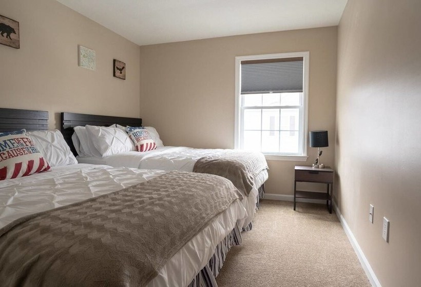 Beautiful Brand New 3 Bd Home Near West Point!