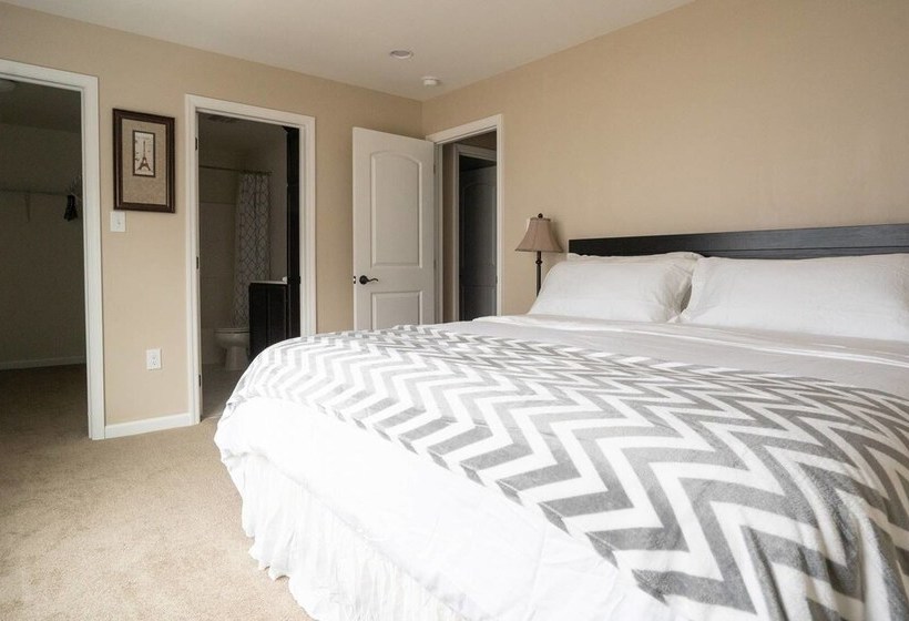 Beautiful Brand New 3 Bd Home Near West Point!