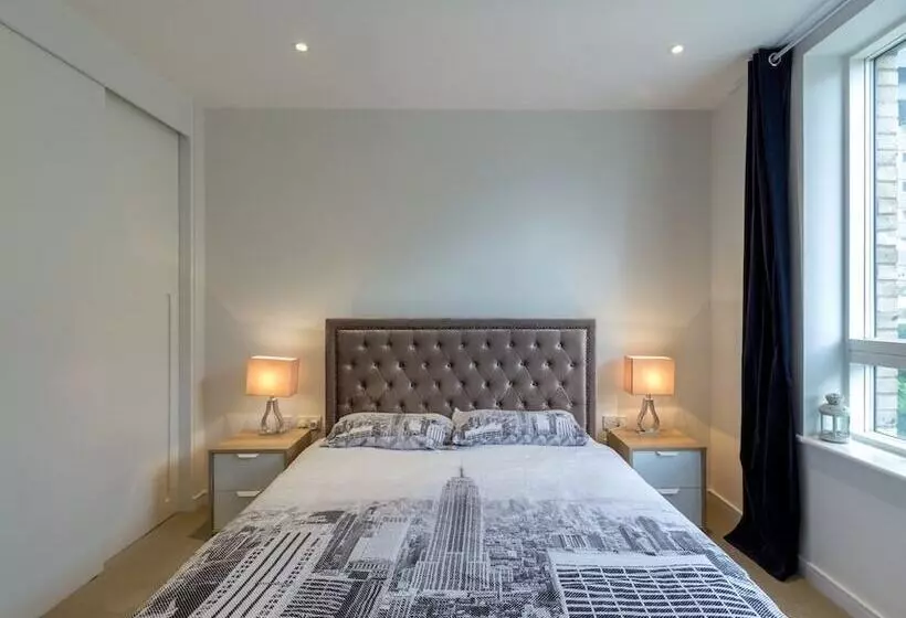 Blissful One Bed Near The River