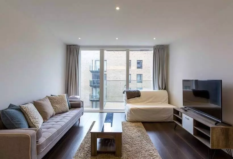 Blissful One Bed Near The River