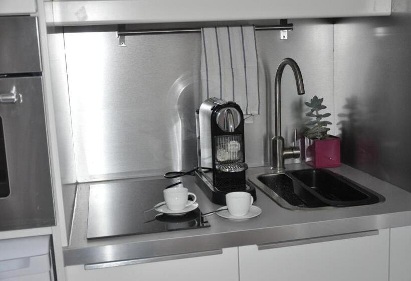 Le Nid Des Halles, Au Cœur Du Boulingrin