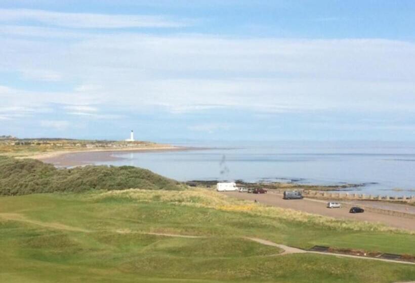 Beachview Holiday Flat 2