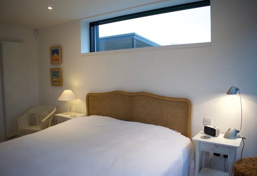 Elegant Eco Glass House