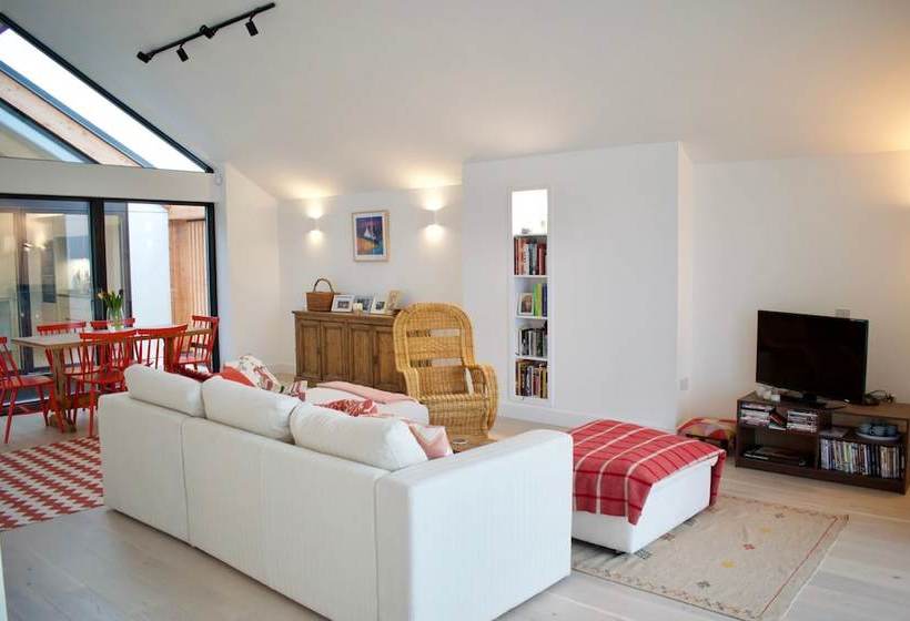 Elegant Eco Glass House