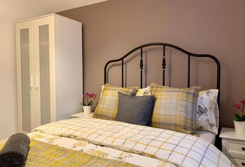 Gordon House Kettering