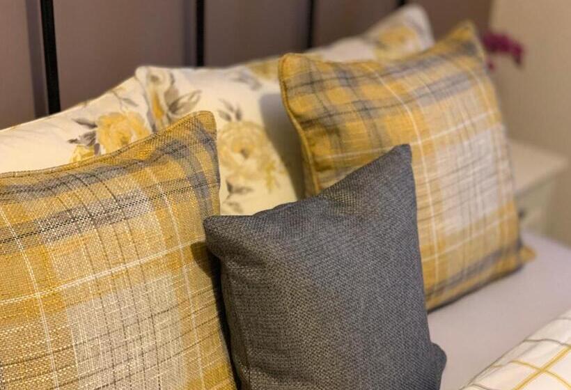 Gordon House Kettering