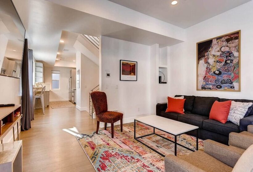 The Highland Square Experience Lohi Townhome With Hot Tub