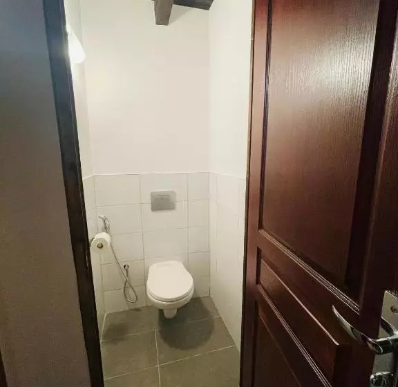 Aux Deux Hirondelles