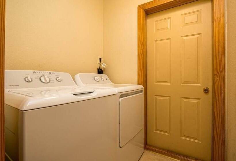 Briarstone Lodge Condo 13a   Two Bedroom Condo