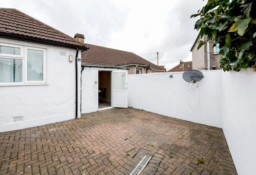 Hiikotshomes   Dartford