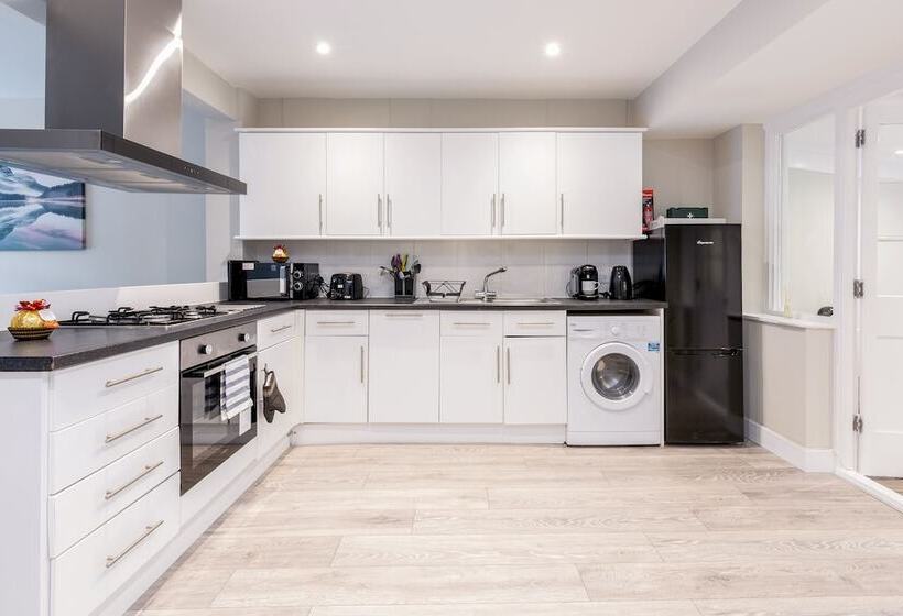 Hiikotshomes   Dartford