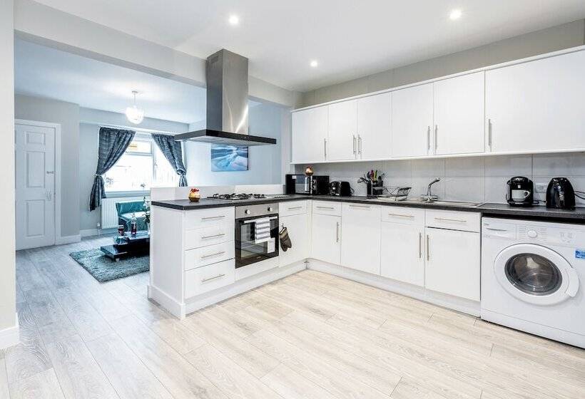 Hiikotshomes   Dartford