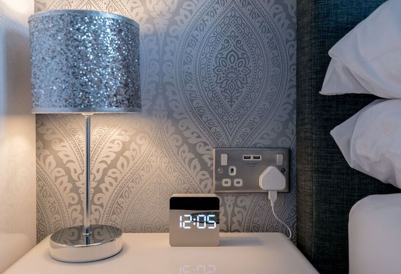 Otel No 10   By Staydunfermline