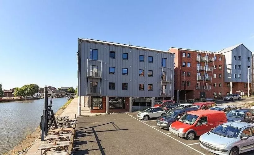 Majatalo The Towpath Campus Accommodation