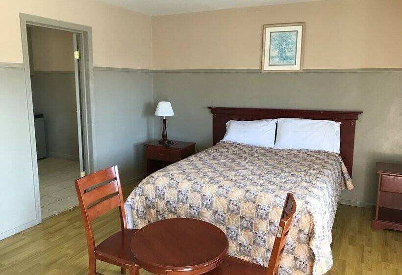 Sunshine Village Motel