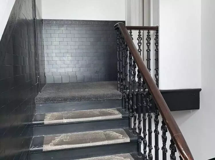 The Village Tavern Apartment