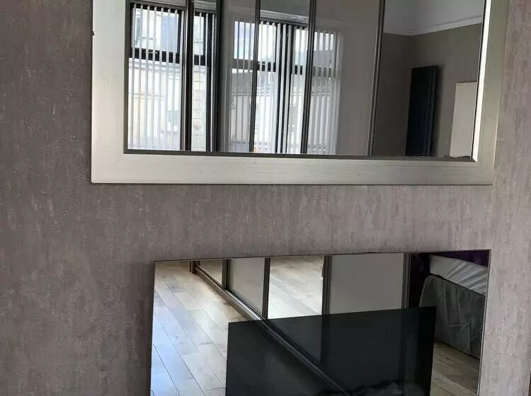 The Village Tavern Apartment