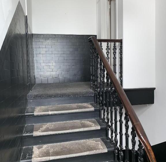 The Village Tavern Apartment