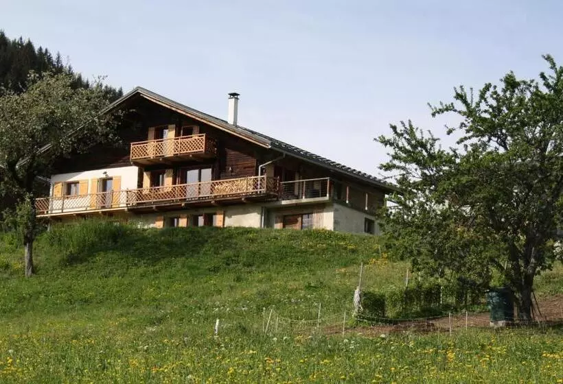 ベッドアンドブレックファースト Chalet Du Bersend