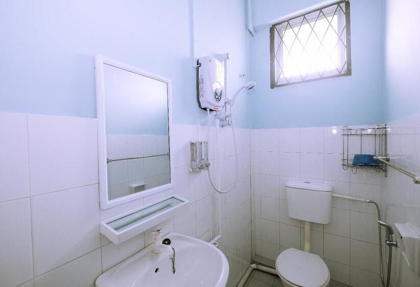 ホテル Audrey Capsule Hostel