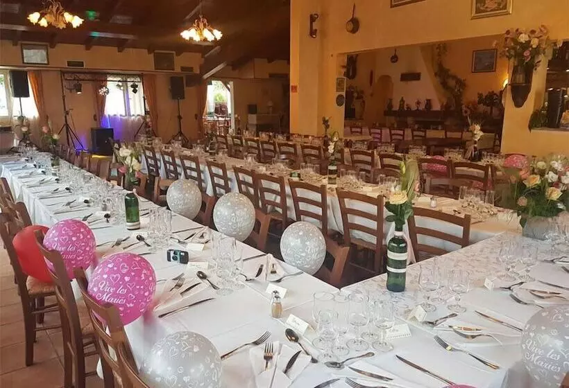 Hotelli Camping Le Mas Fleuri