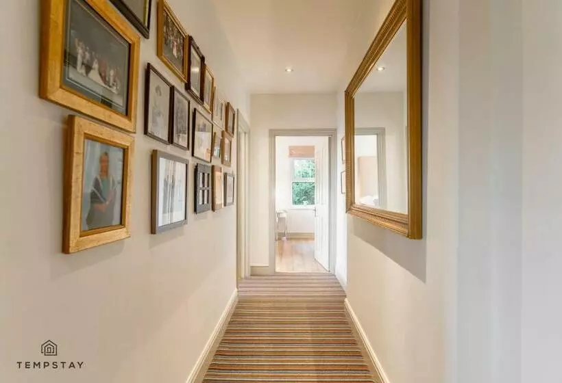 Luxury Home   Central Windsor, Gated Parking