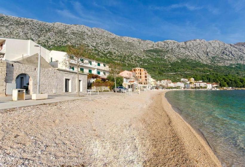 Apartment On The Beach