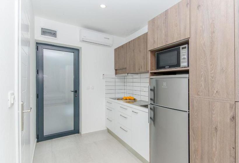 Apartment On The Beach