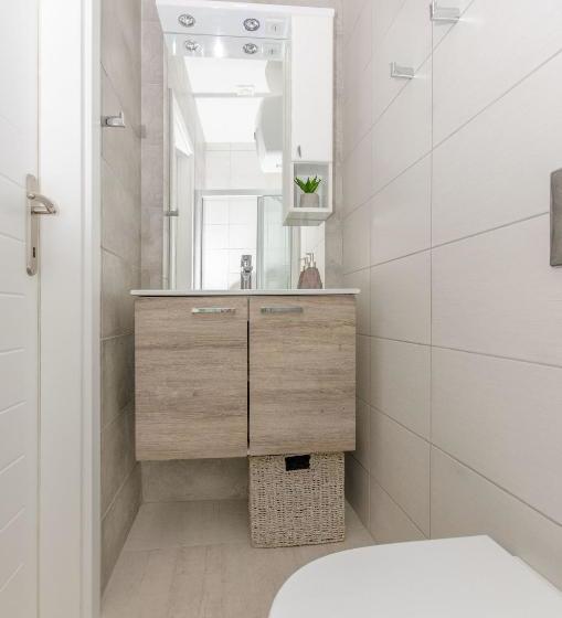 Apartment On The Beach