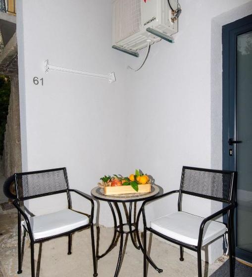 Apartment On The Beach