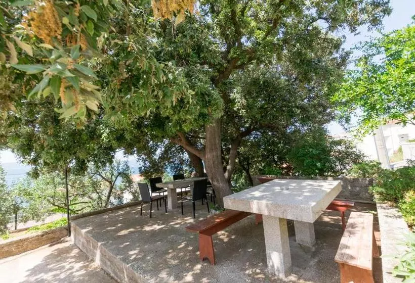 Apartments Jozo