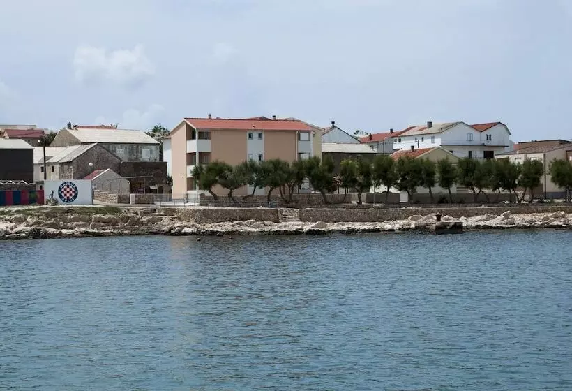 Apartments Petra