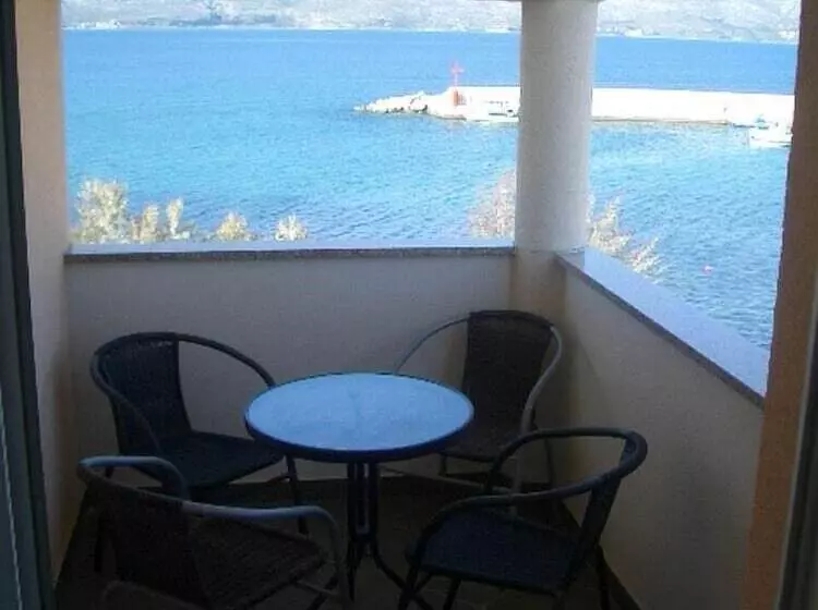 Apartments Petra
