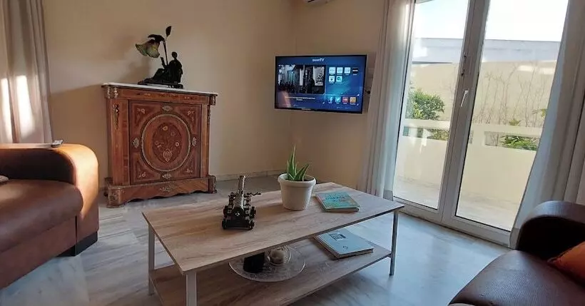 Krystal Apartment