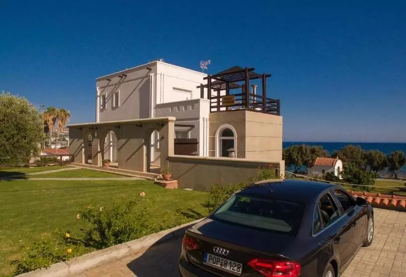Villa Kivotos