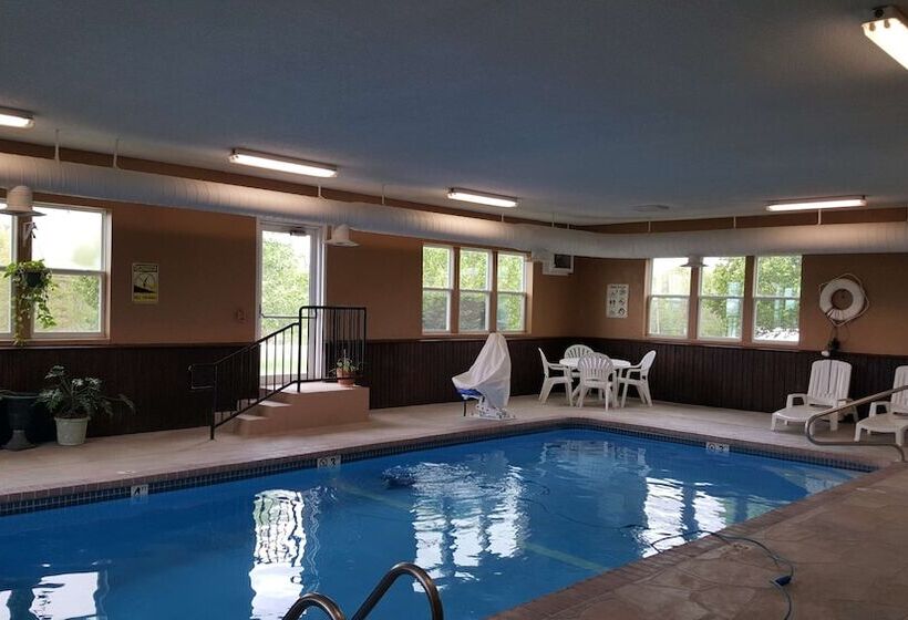 호텔 Best Western Teal Lake Inn