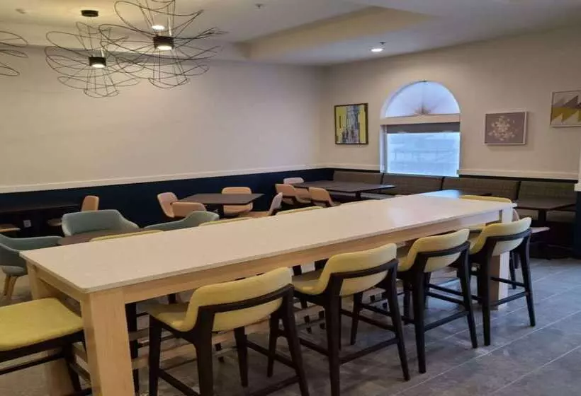 호텔 Best Western Watertown