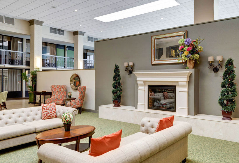 Otel Clarion Inn And Suites Conference Center Covington