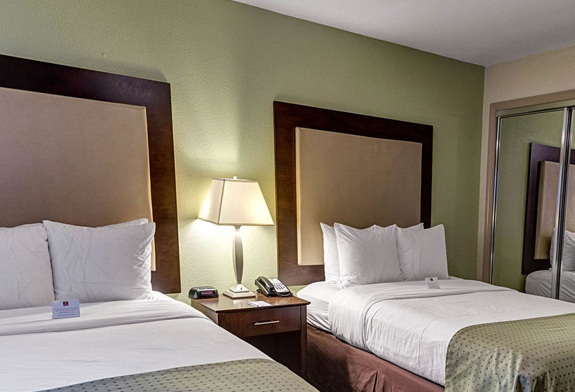 Otel Clarion Inn And Suites Conference Center Covington