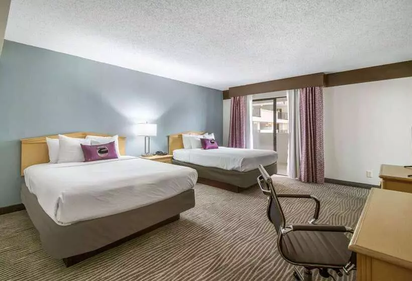 Clarion Hotel Jackson Northwest