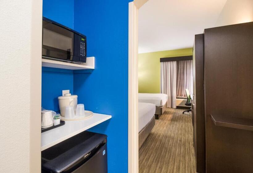 בית מלון כפרי Clarion Pointe New Bern