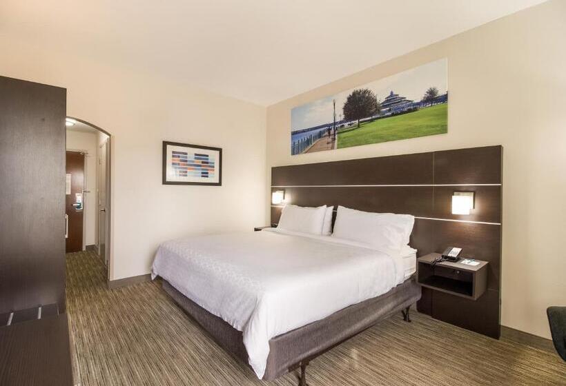 בית מלון כפרי Clarion Pointe New Bern