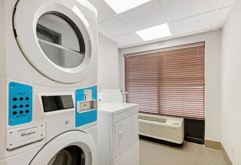 호텔 Comfort Inn & Suites Carrollton