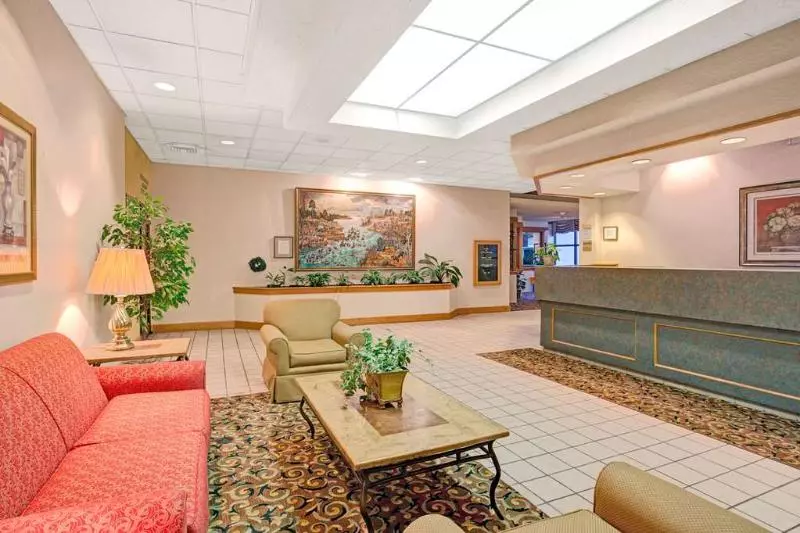 酒店 Days Inn Cornelius Lake Norman