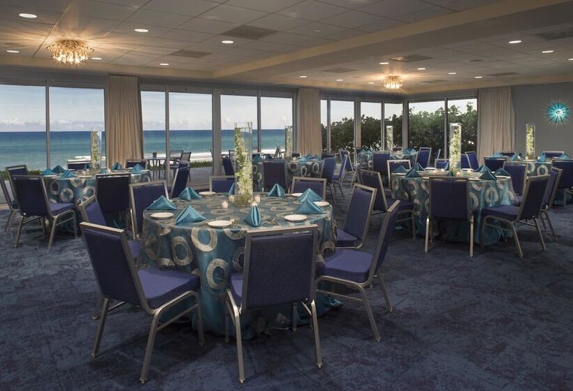 Отель Delray Sands Resort