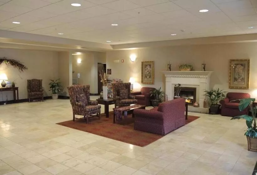 בית מלון כפרי Evergreen Inn & Suites