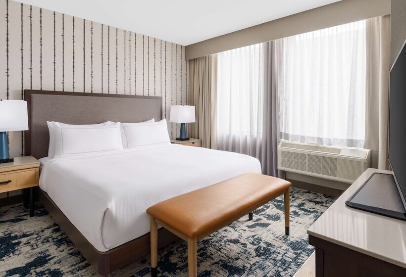 هتل Doubletree By Hilton Charlotte City Center