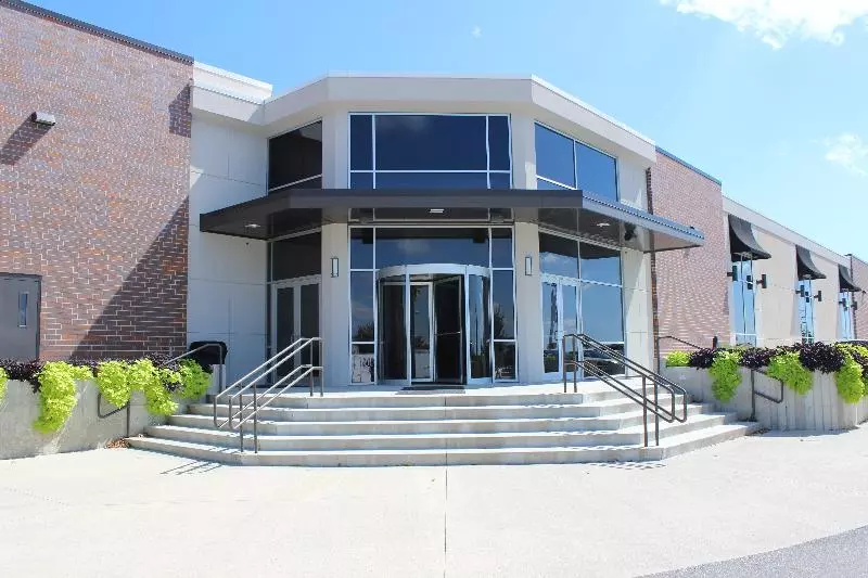 Отель Holiday Inn Des Moines Airport Conf Center, An Ihg