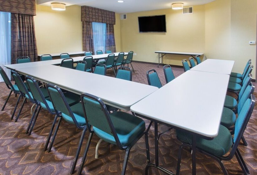 Holiday Inn Express Hotel & Suites Portland   Jantzen Beach, An Ihg